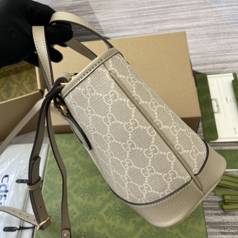 Gvc*1 tote bags